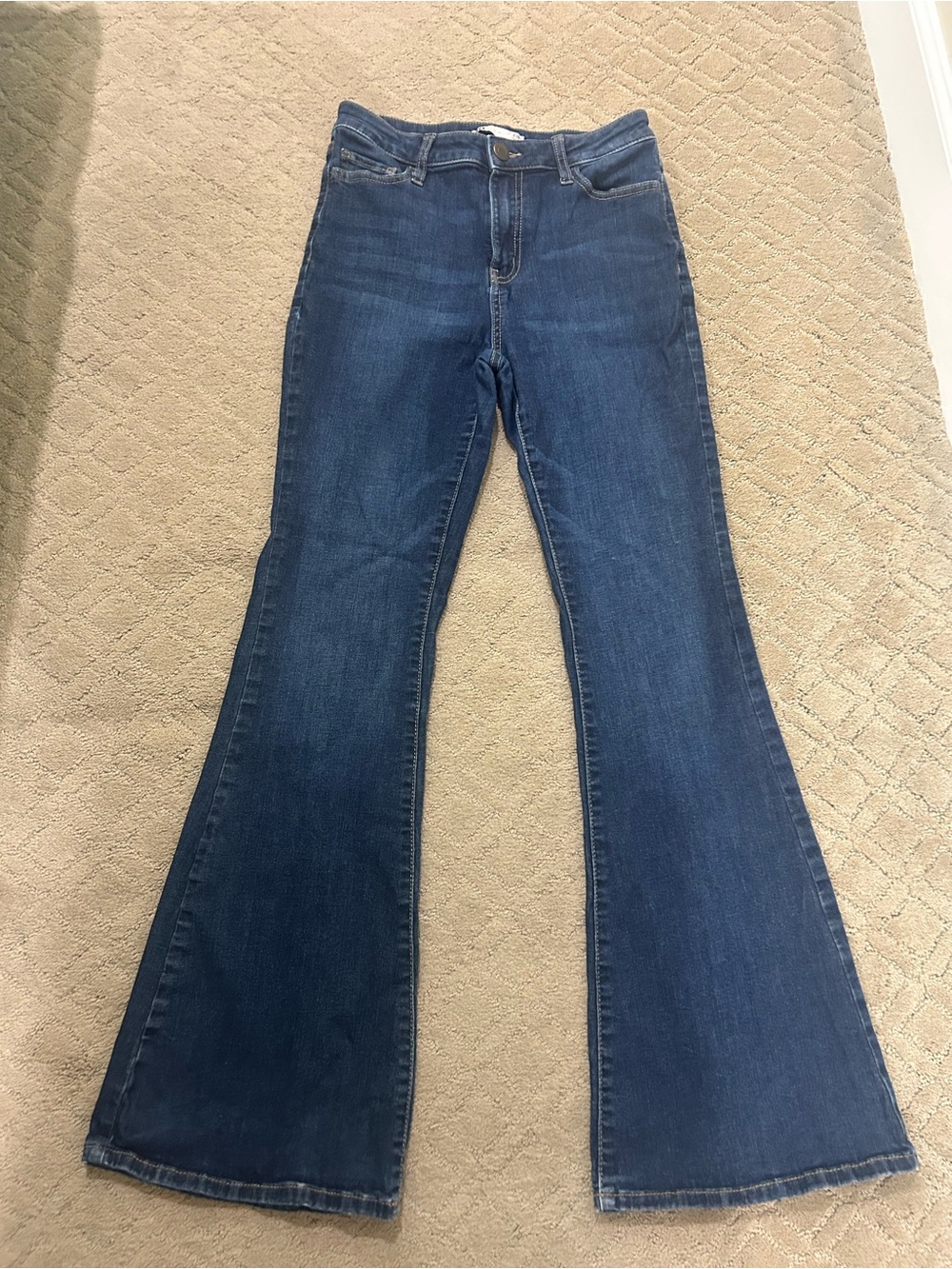 SO Classic Women's Flare Jeans in Dark Blue size 9/29w